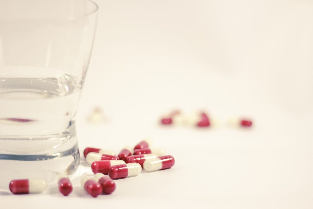 medicines, bow, cold-1006827.jpg